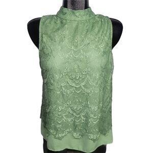 Lynn Ryan Delicate Green Lace Sleeveless Top Faux Button Up Back M